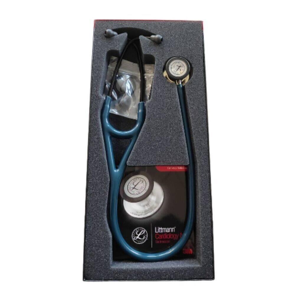 70-2011-7353-4_5 Fonendoscopio Littmann® Cardiology IV Azul Caribe Champaña 6190 + Estuche