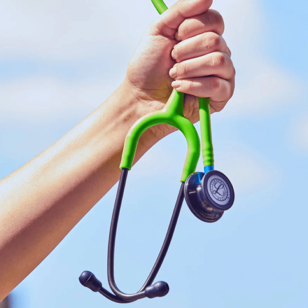 70-2011-7603-2_2 Fonendoscopio Littmann® Classic III Verde lima Smoke 5875