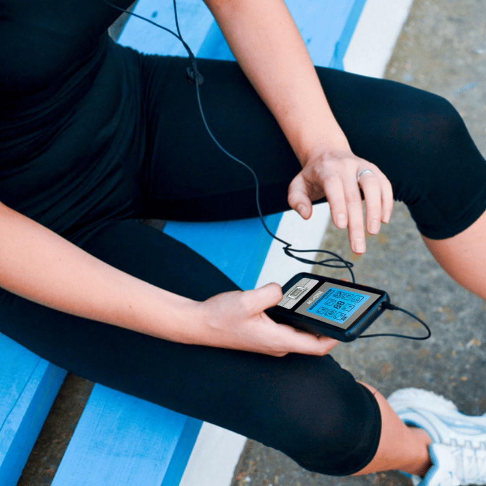 BLACKSMALLPAD-18 Equipo de Electroterapia TENS/EMS XP Micro 8 Modos - HiDow